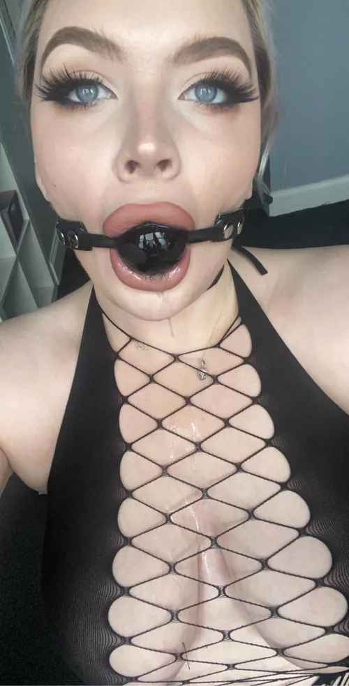 Yes daddy? by partnerhousecoat