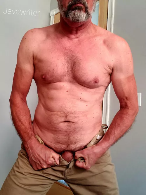 Yes, I am looking at you! Do you want to play? by javawriter