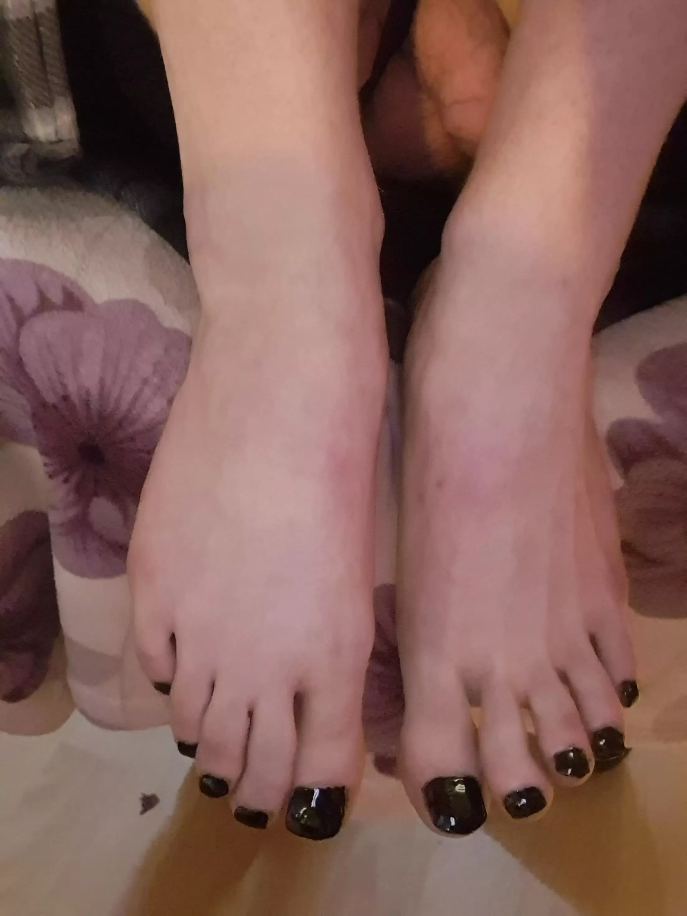 Yes, I notice when you stare at my feet x posted by CuteThotWithCock