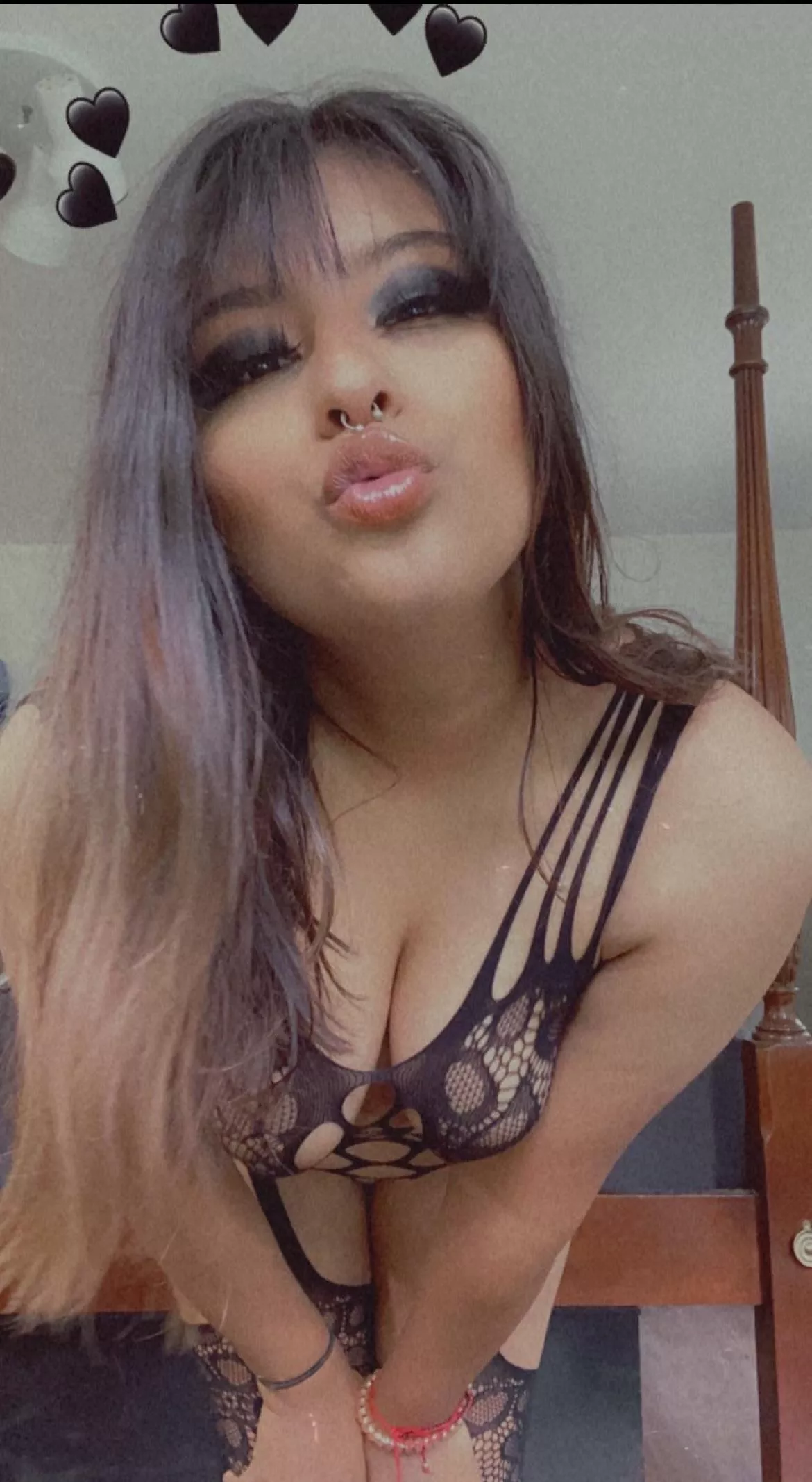 Yes I’m real &horny so who wants to take turns sharing me posted by Sky_love666