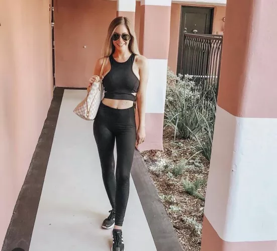 Yoga pants everyday! by Nicolettek7