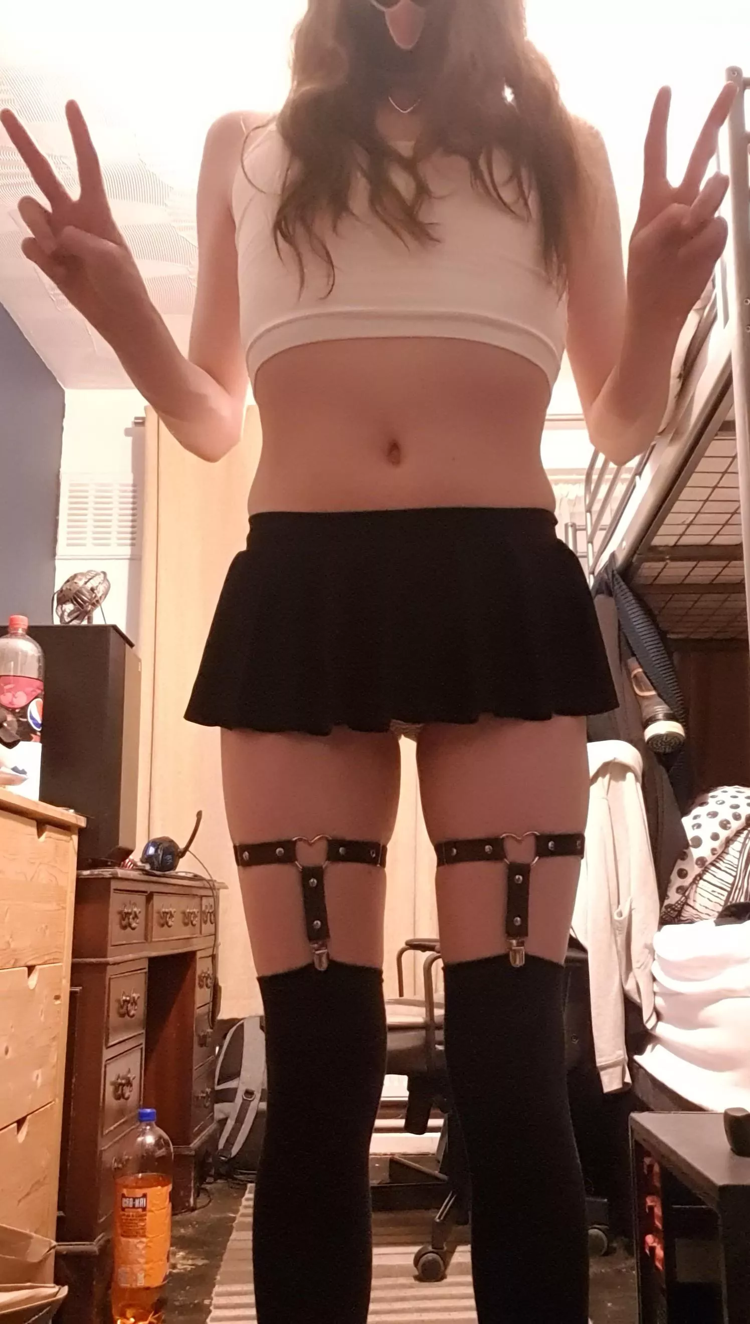 You can come home and lay on my thighs every day 💛 posted by TrapLuci