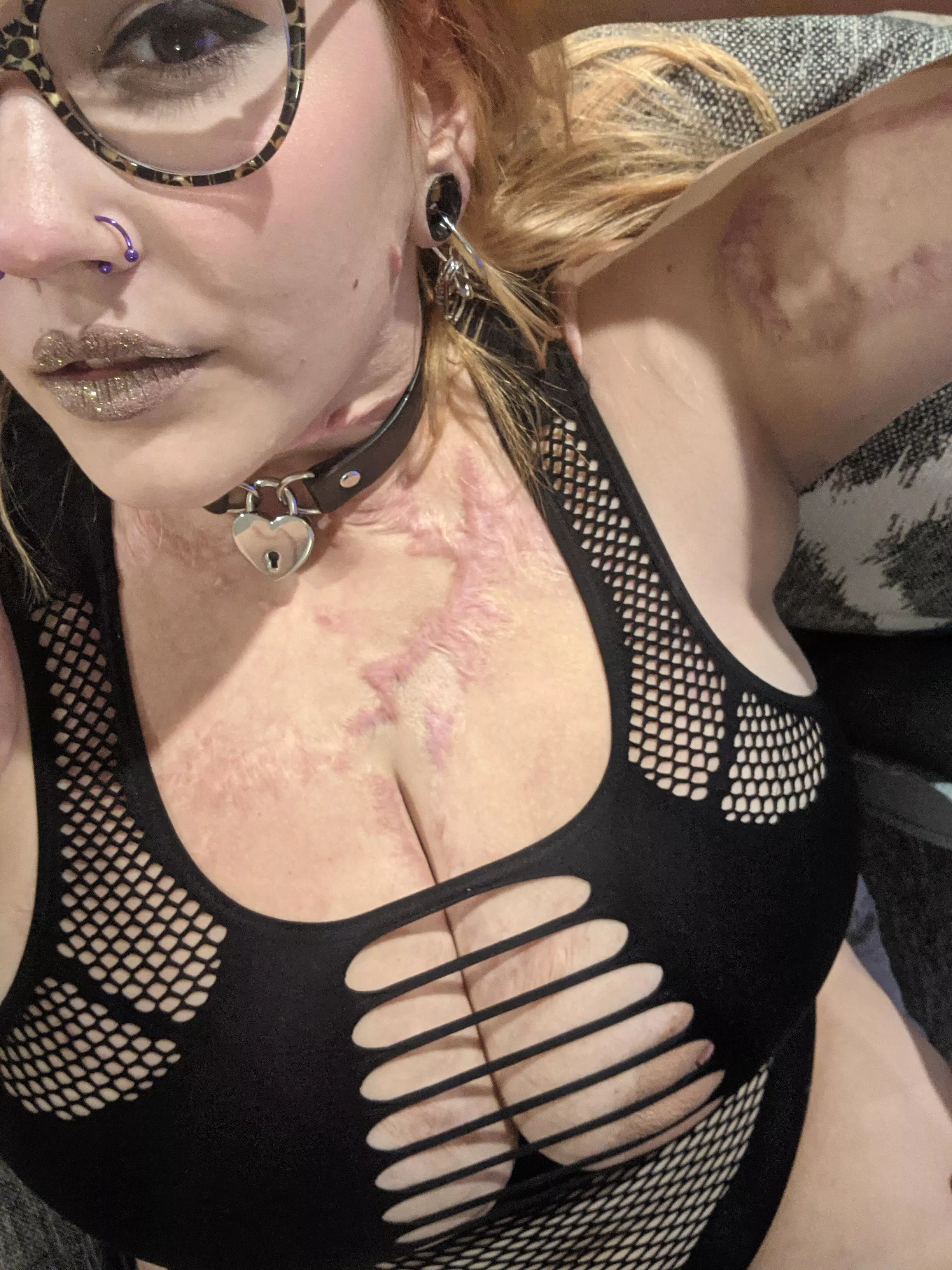 you can secretly stare at my cleavage, I'll pretend I don't notice. posted by MiJizzle