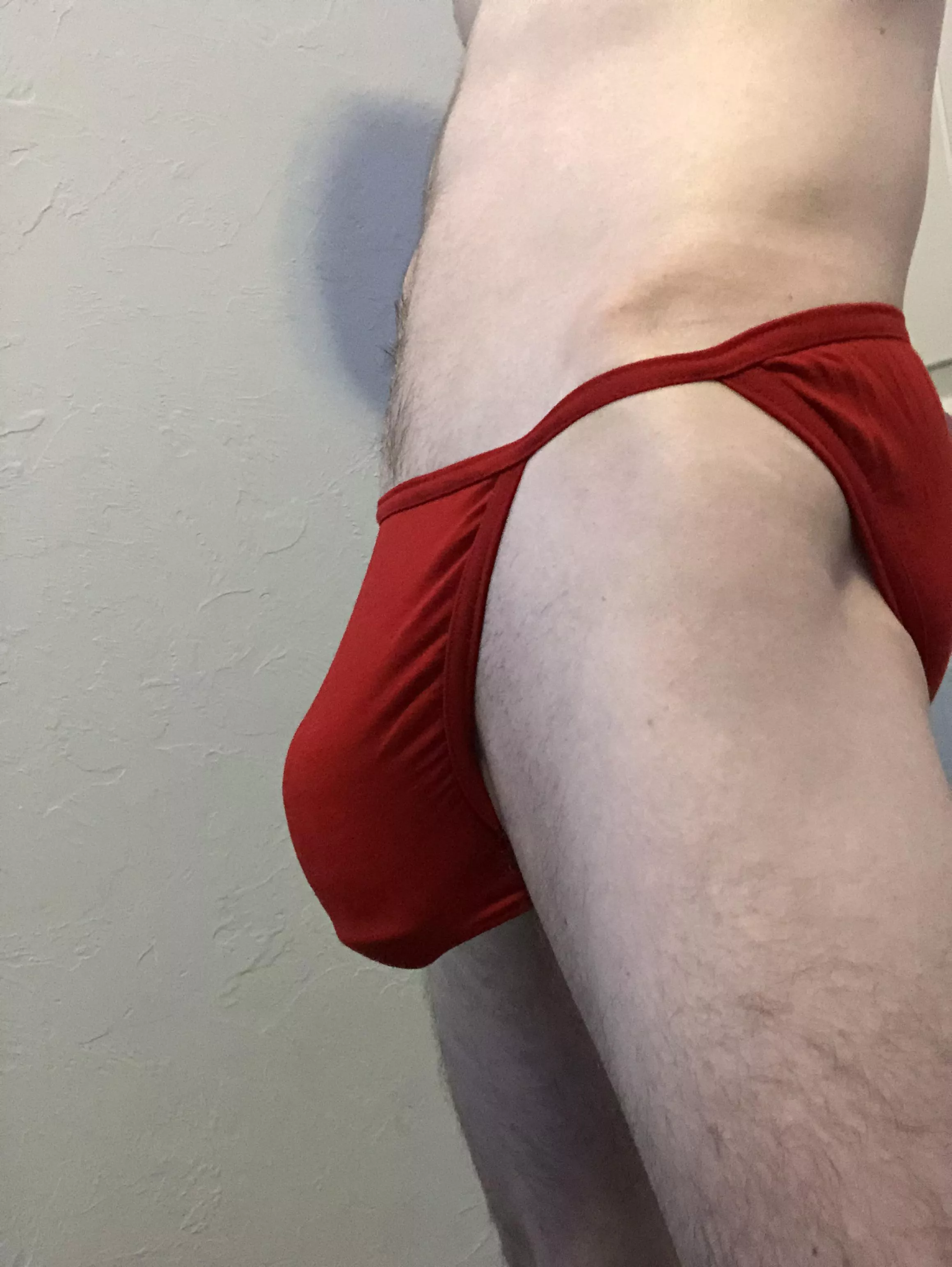 You can see the outline of my head and it’s barely holding it in posted by Hoof-101