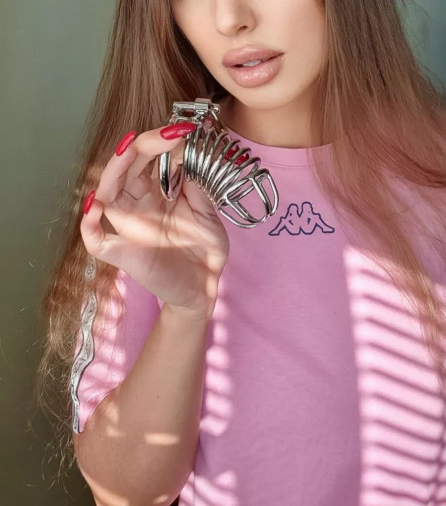 You can't do without IT🔒, 🛑 Stop acting like you can, It's pointless🛐💊 posted by CLARA_D_DOMME