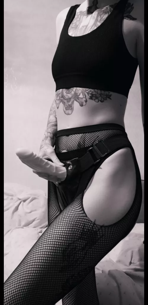 You can't say no to strapon Queen like me :) by Chantaise