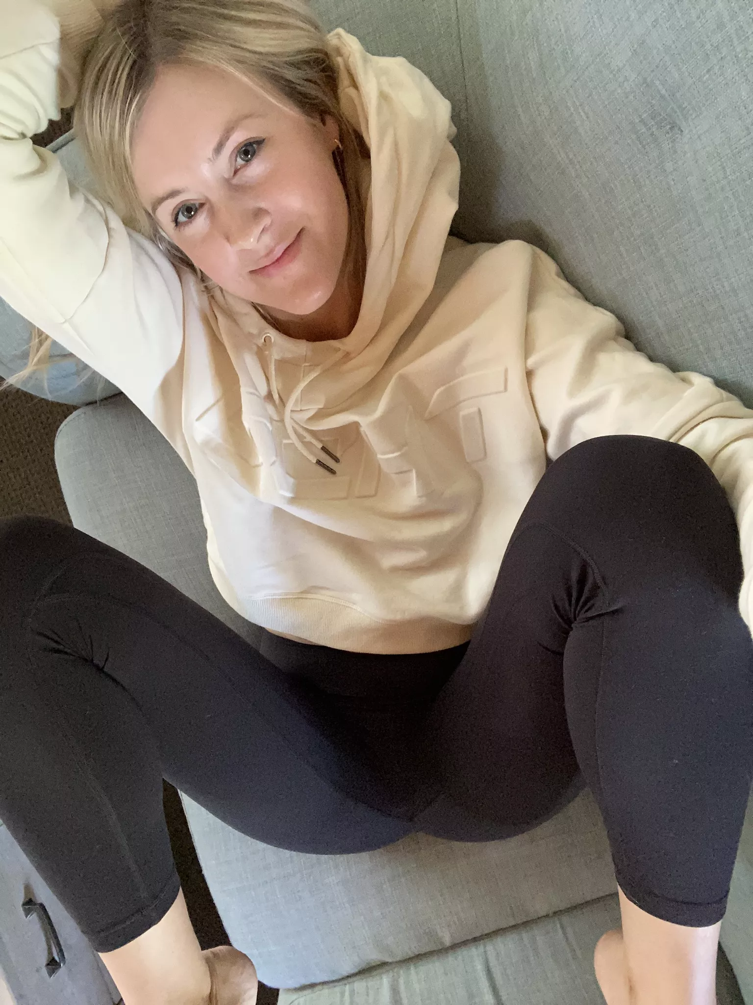 You can't see the wet spot, you'll have to feel for it (f33) posted by Liz_XO_