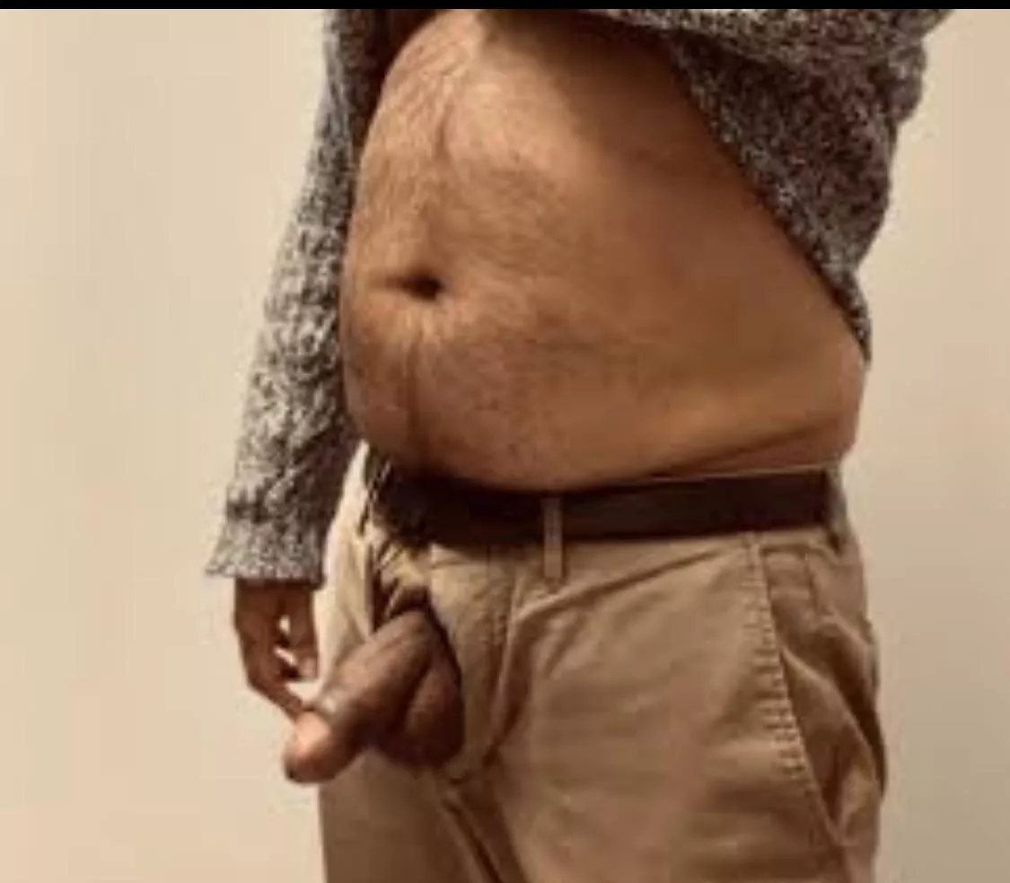 You catch this Dominican Dadbod in the office bathroom. What do you do? posted by ElPapiloriano