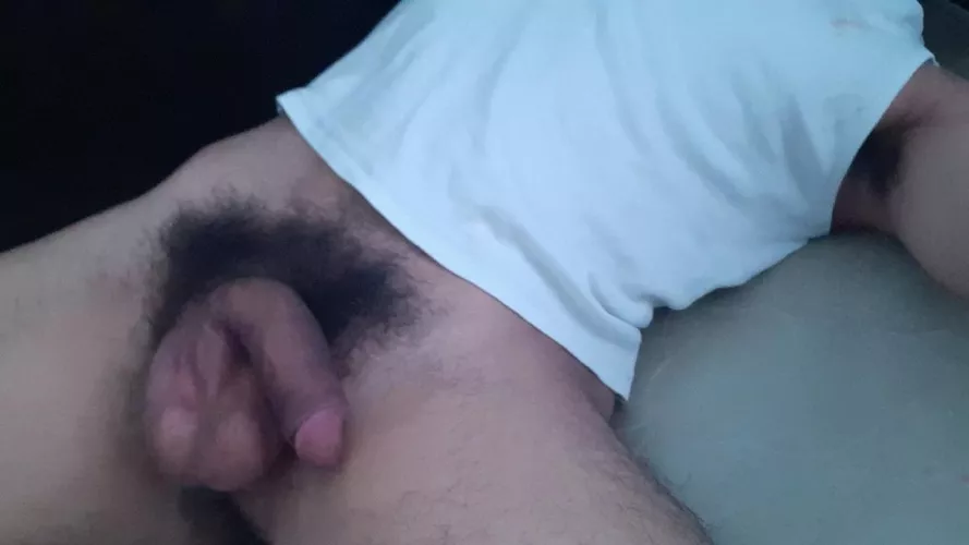 You caught me sleeping 😳 by snakeyy8