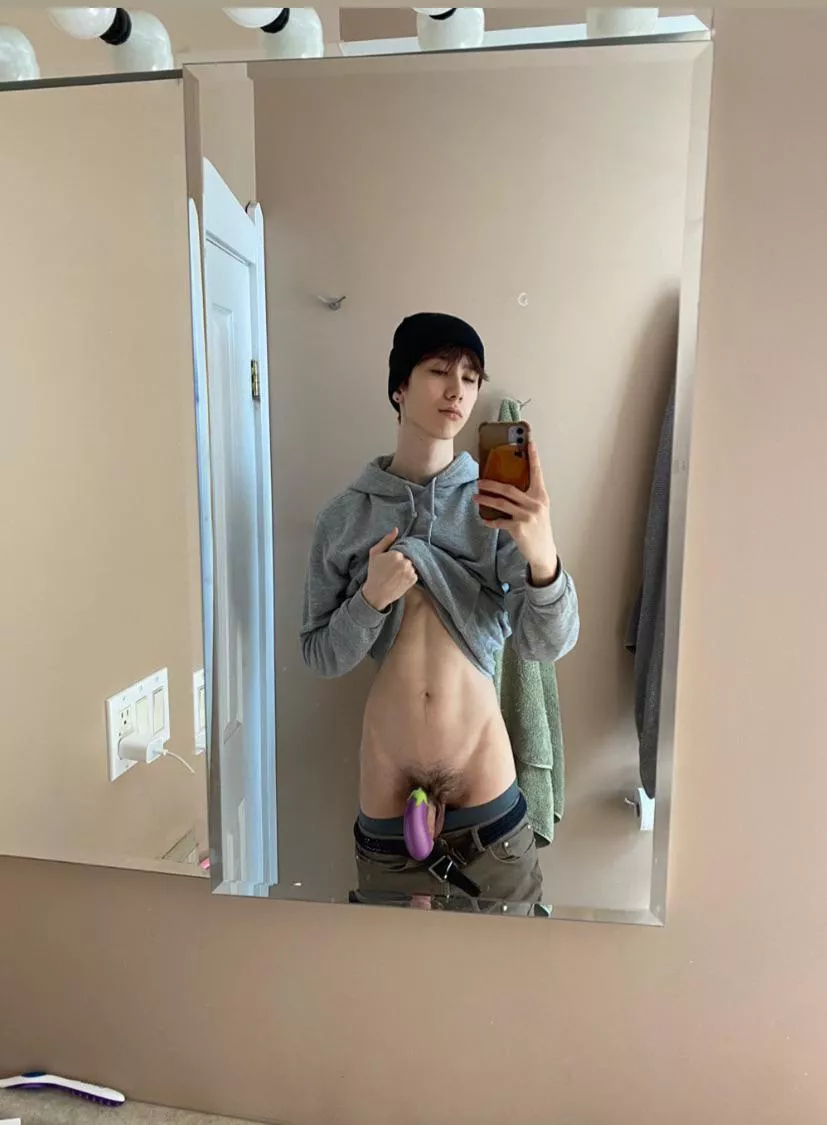 You coming over ? (19) posted by Onlinedilf