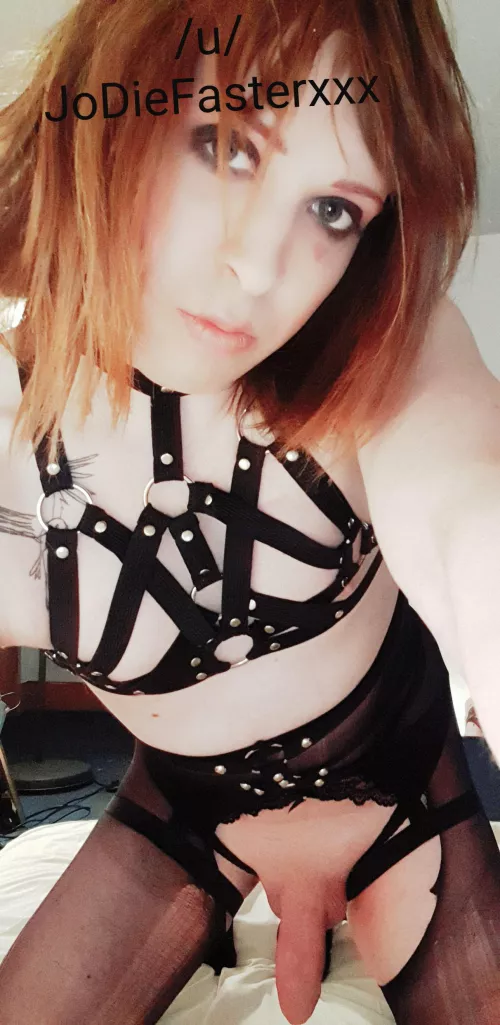 you cool if I hang here? by JoDieFasterxxx