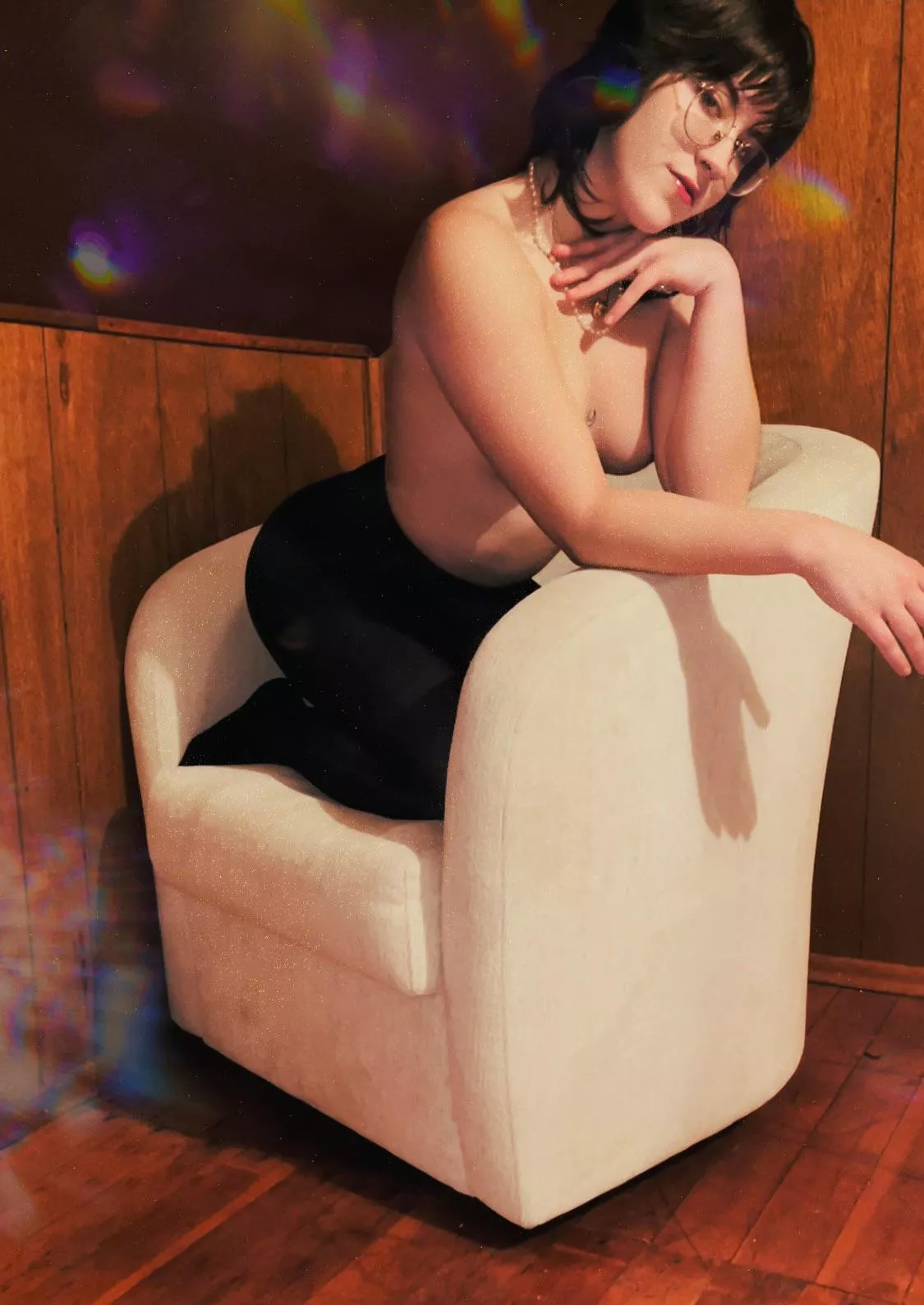 you don’t have to love me yet, let’s get high a while posted by poppykult