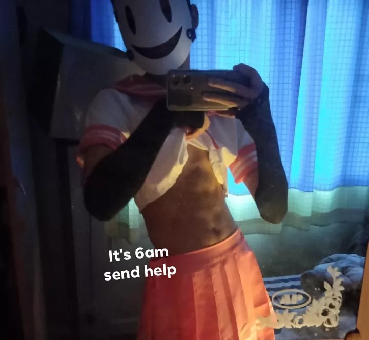 you don't mind femboys with a little abs... right? posted by LittleAuxi