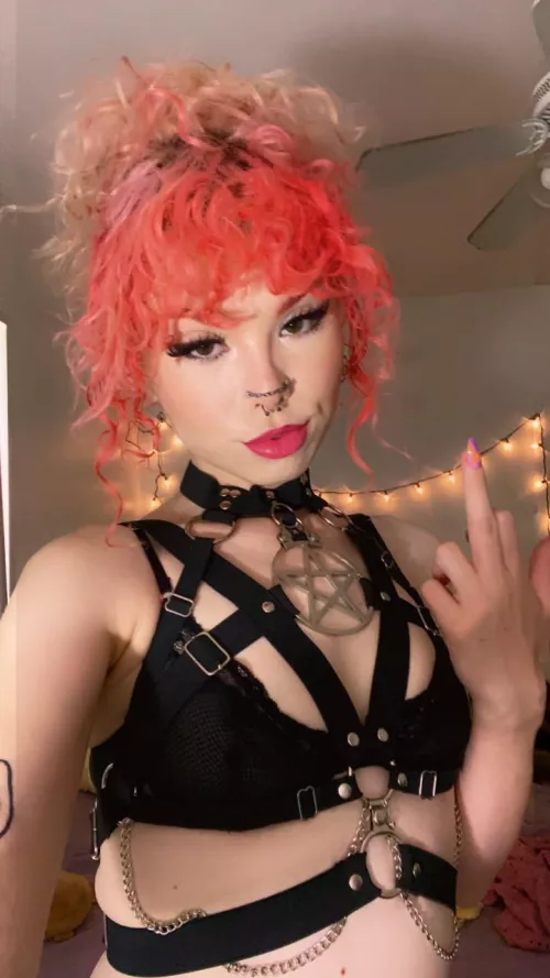 you dream of a hot [domme] like me mocking your pathetic existence for my amusement. by badbitchanuerysm