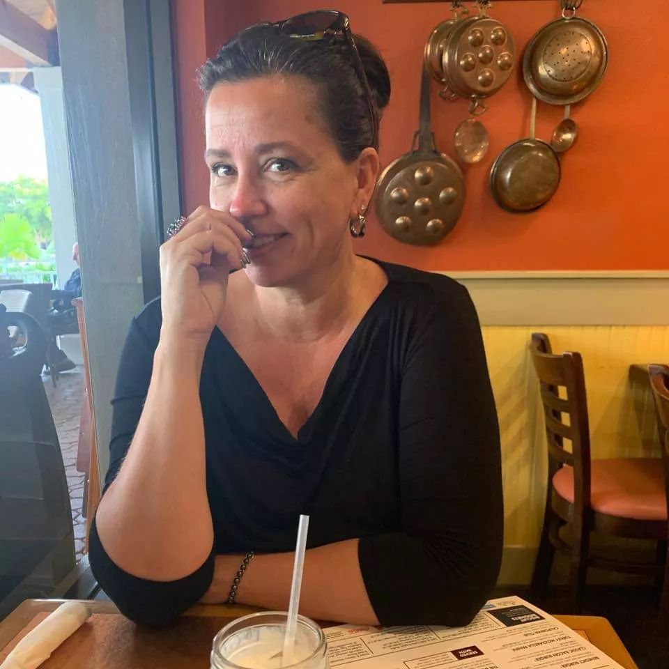 You get this look while at dinner. what's the move? posted by BingBongFYLL