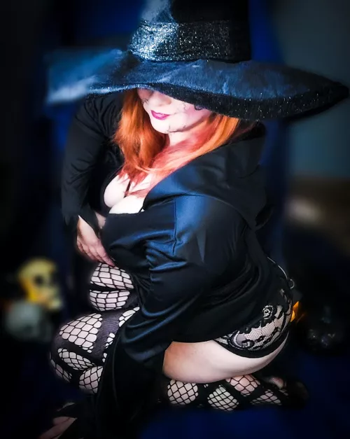 you got me on my knees...💋 by kavina_black