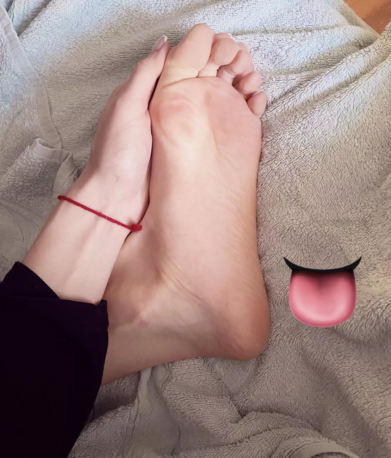 You know what to do … 💋😏 posted by Immediate_Virus9147