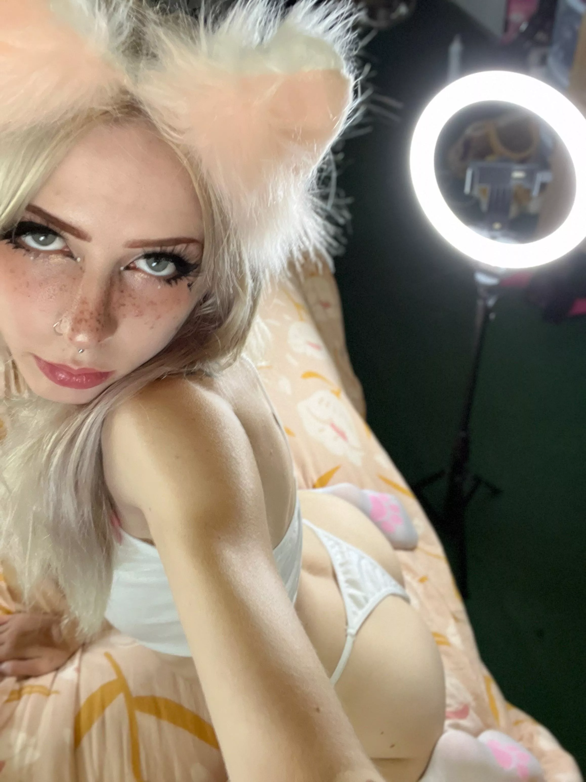 you like my beans posted by bbyghoul_