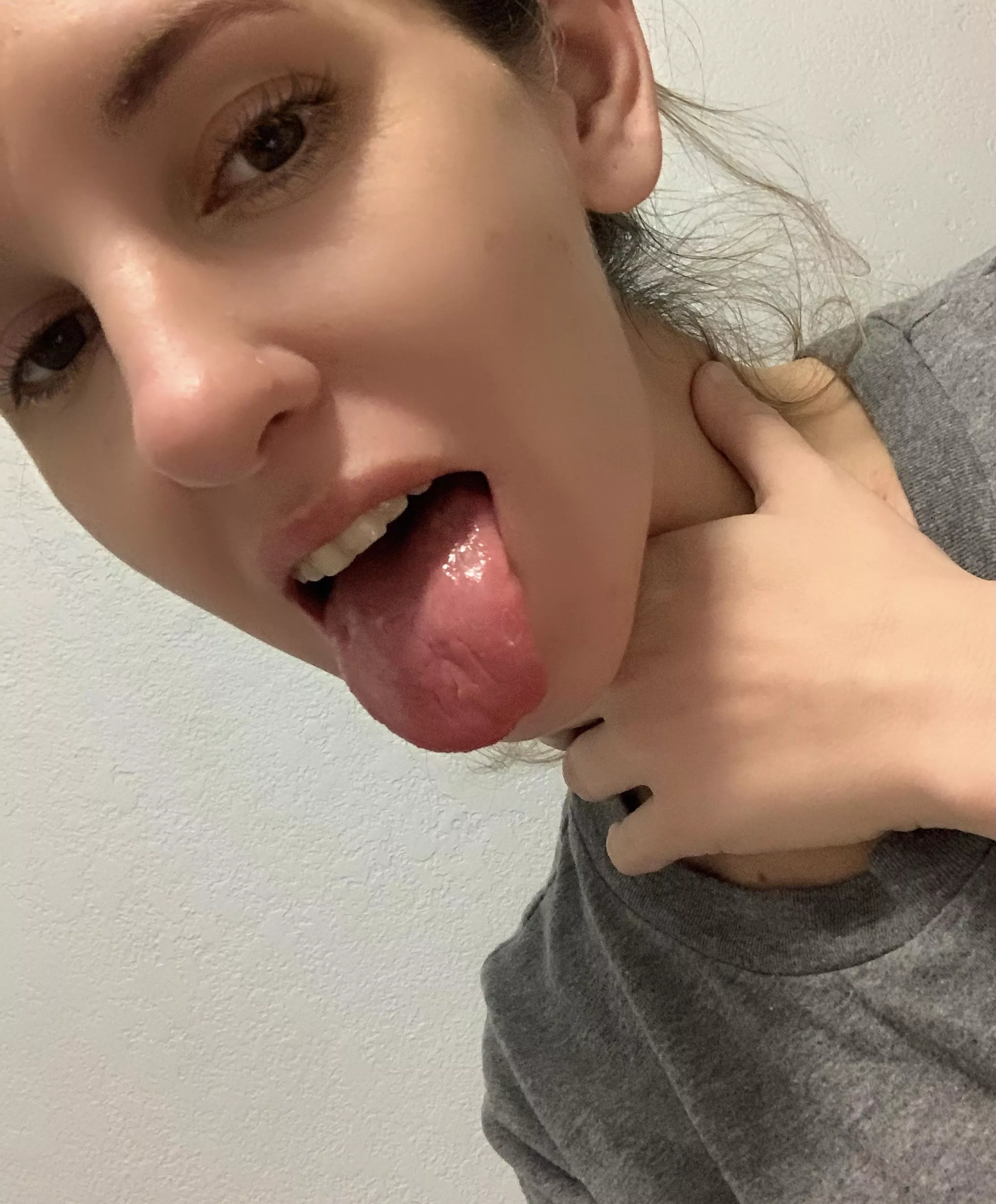 You like my mouth open or closed ? posted by PantiePrincess300