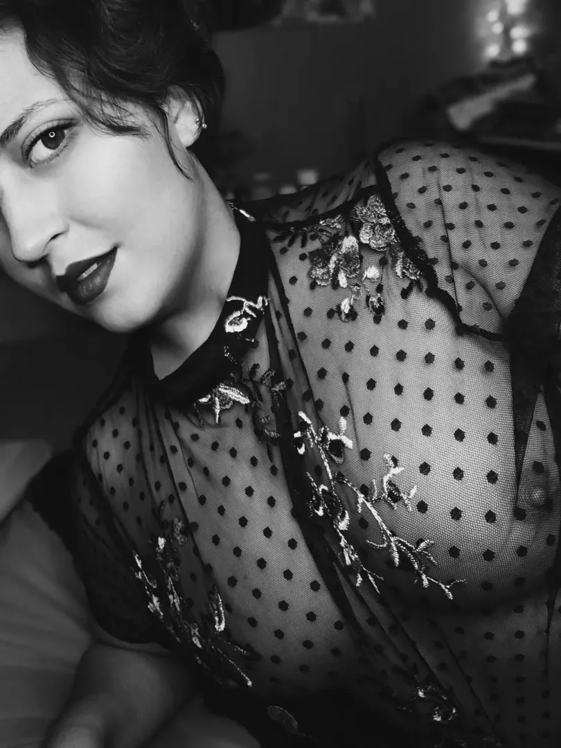 You like my new top? by thisgreengarden