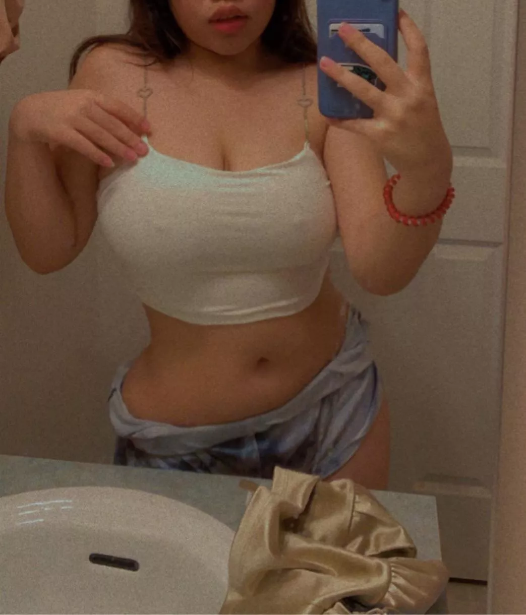 You like thick Asian? posted by Annnrak21