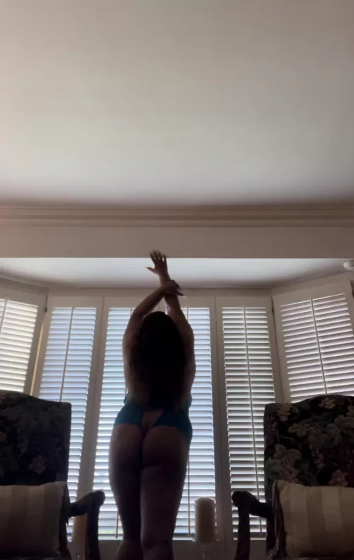 You make me feel so… by GoddessLena