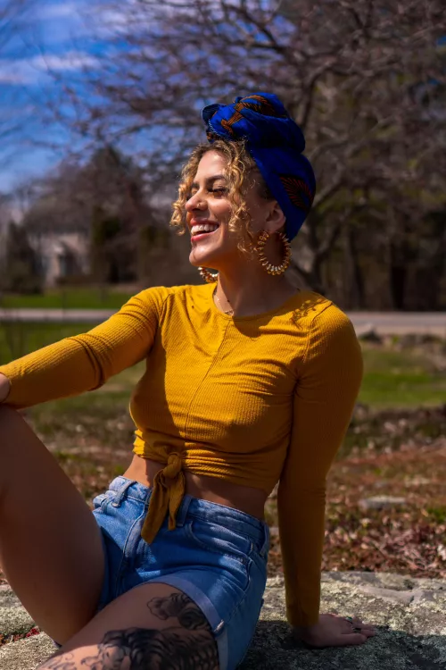 You make my Mondays feel like Fridays ☀️🌈🌪 by Bighaired_cunt