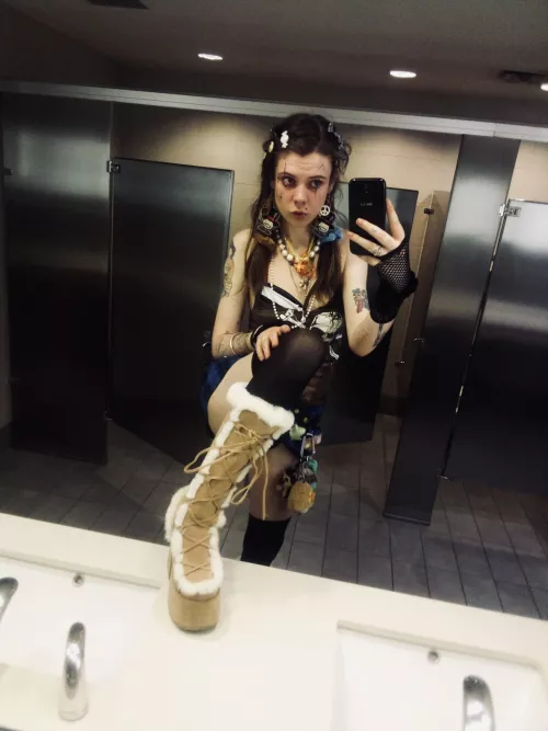 you only get to call Me Daddy if you work for it. 😘 [domme] by GoddessOpheliaJones