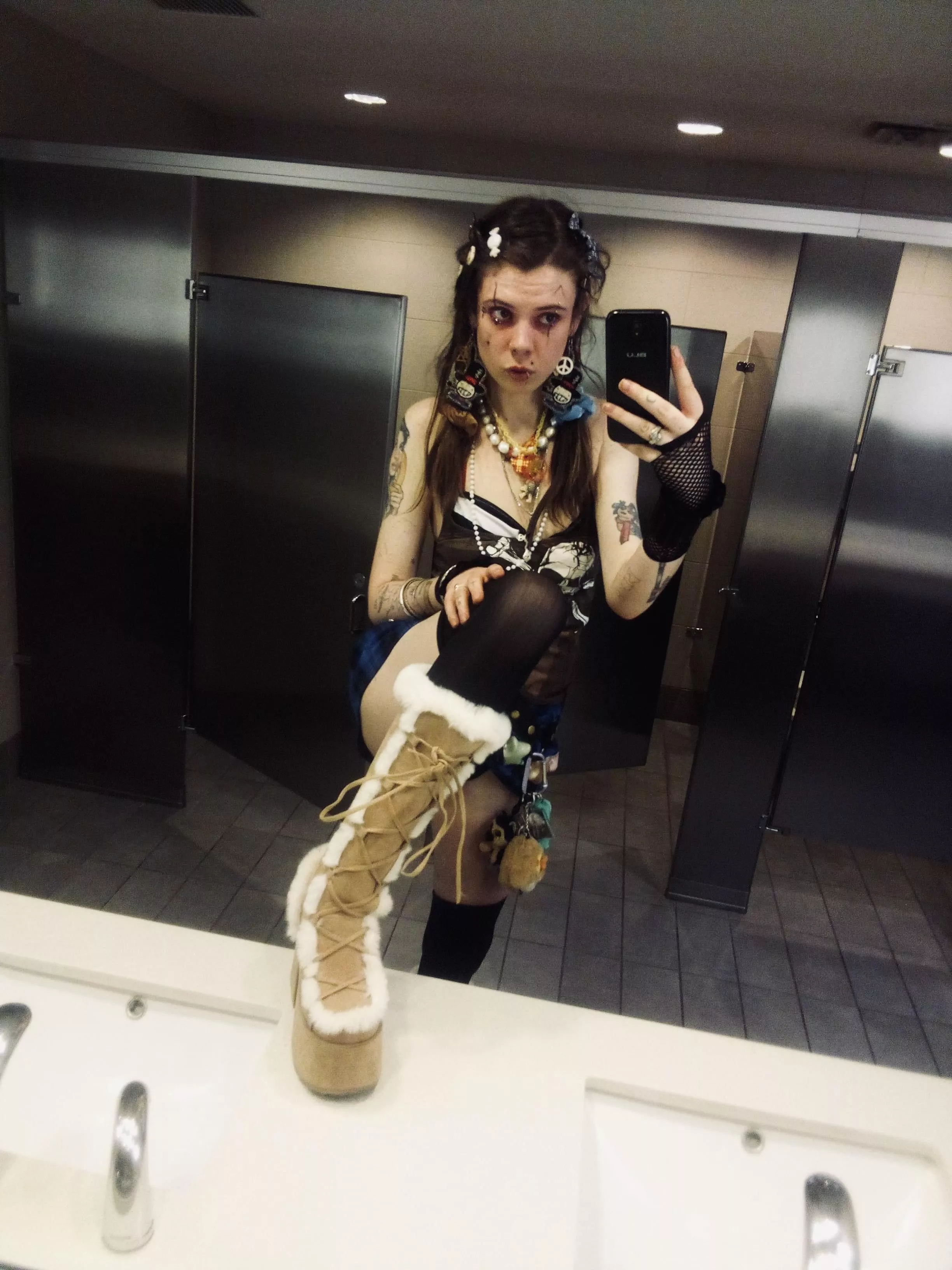 you only get to call Me Daddy if you work for it. 😘 [domme] posted by GoddessOpheliaJones