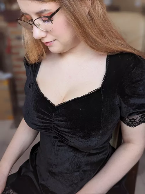 You probably couldn't resist a peek while passing me by TheGreedyTwo