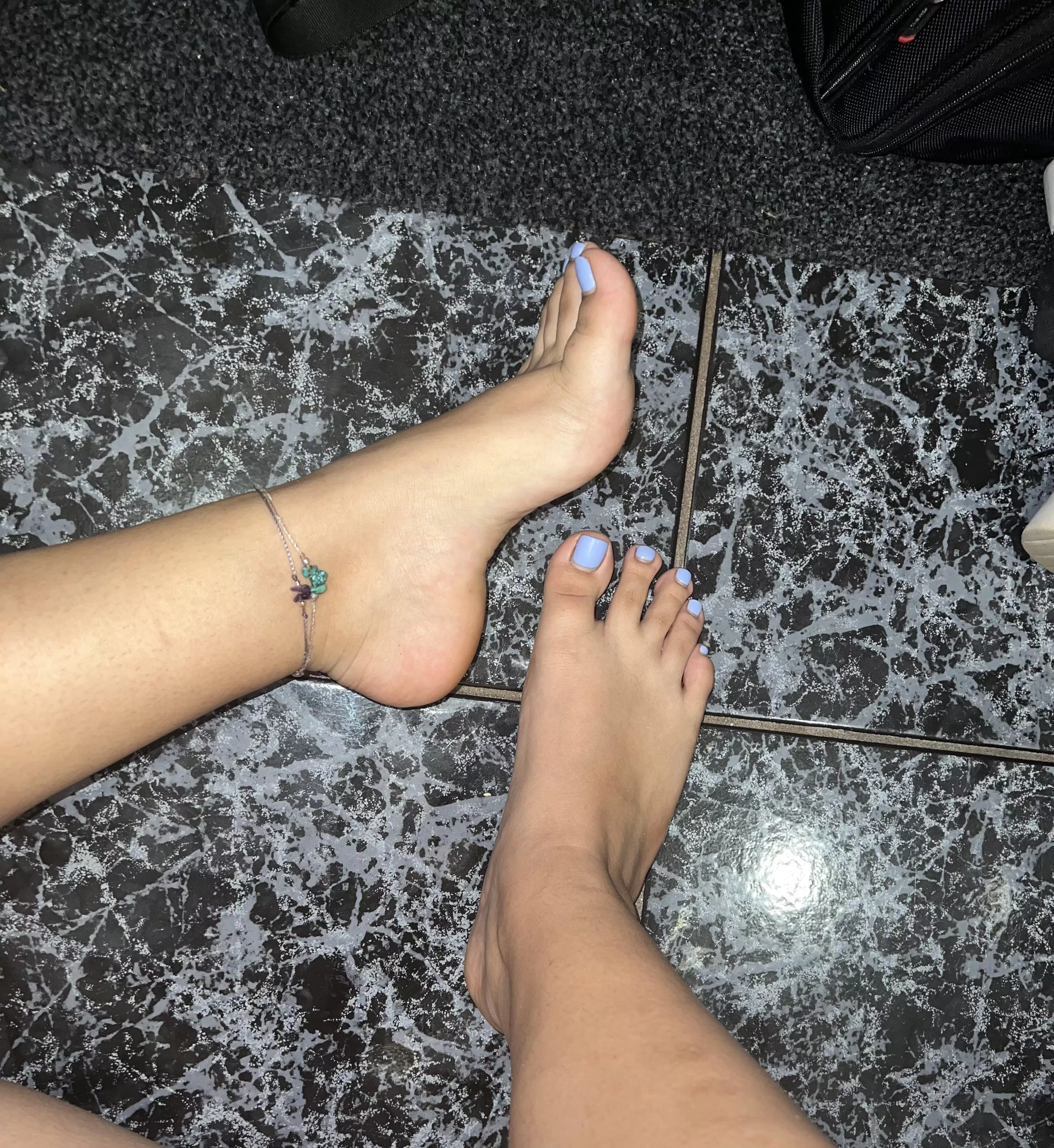 You should do what my feet tell u too… I heard they wanted to be worshipped posted by MissPrettySoles