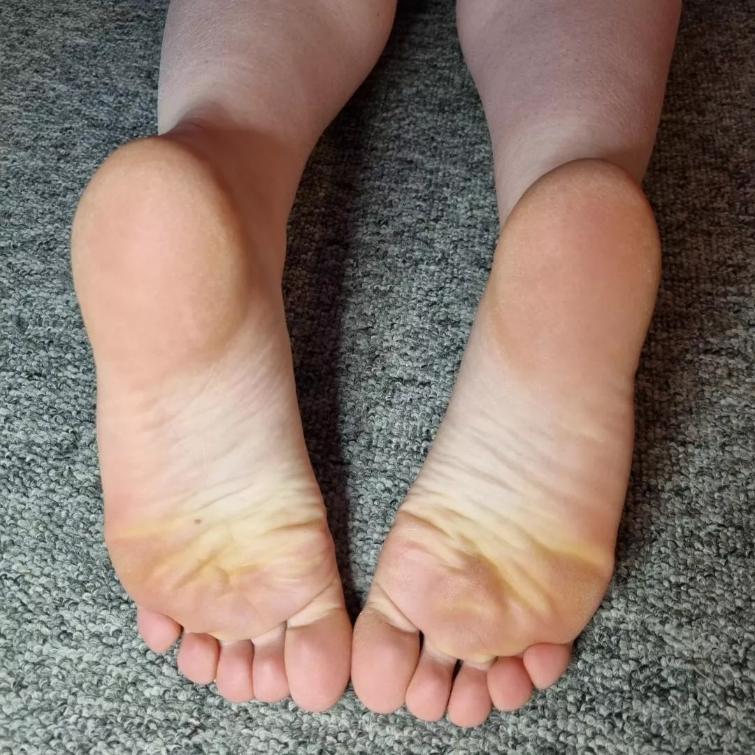 You walk in and find me on all fours like this. What's your next move? I bet you wanna know what the rest of me looks like posted by the-flirt-next-door