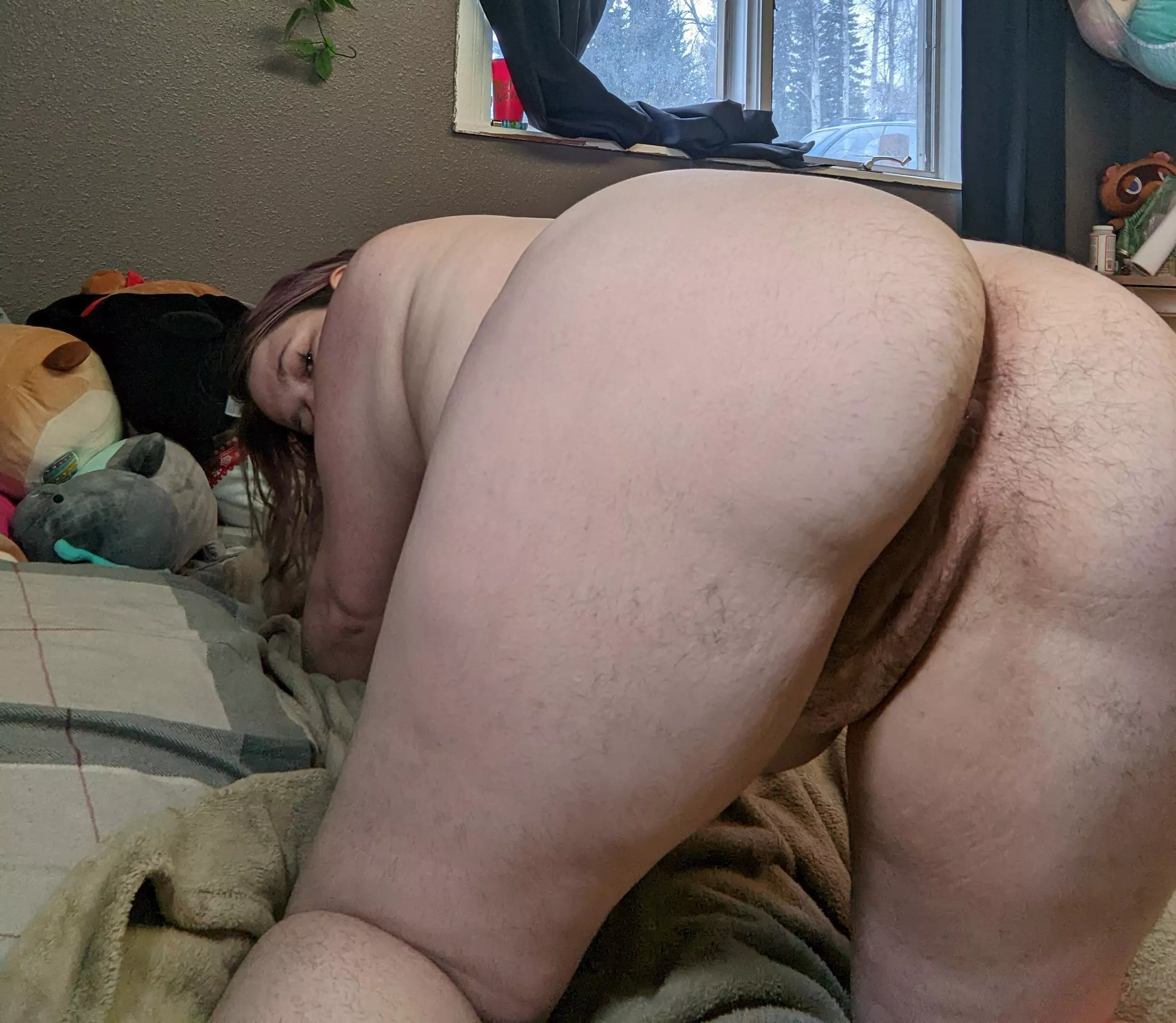 you wanna get closer? posted by dumbtchcocktail