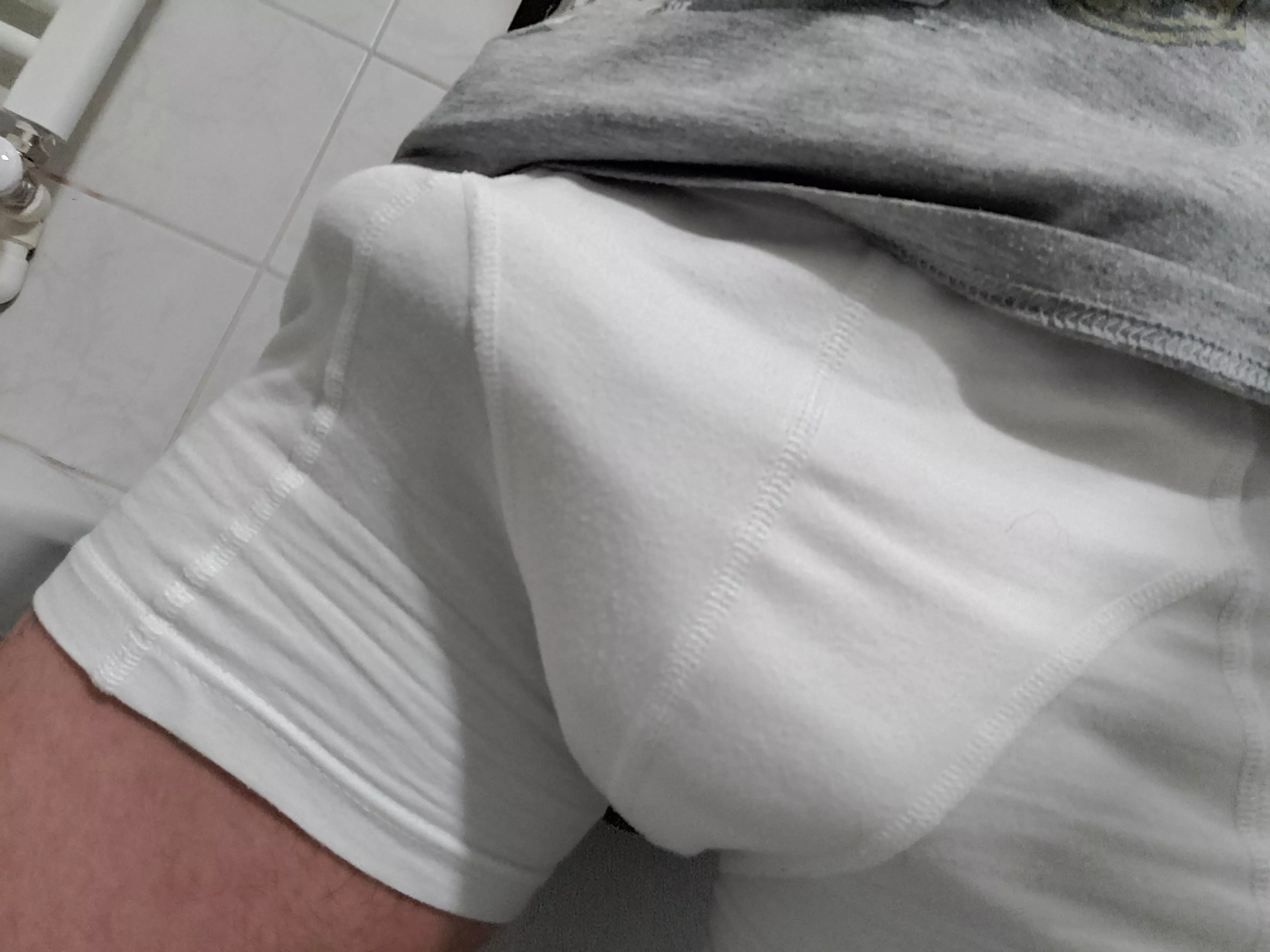 you wanna see whats inside? posted by mynsfwac23