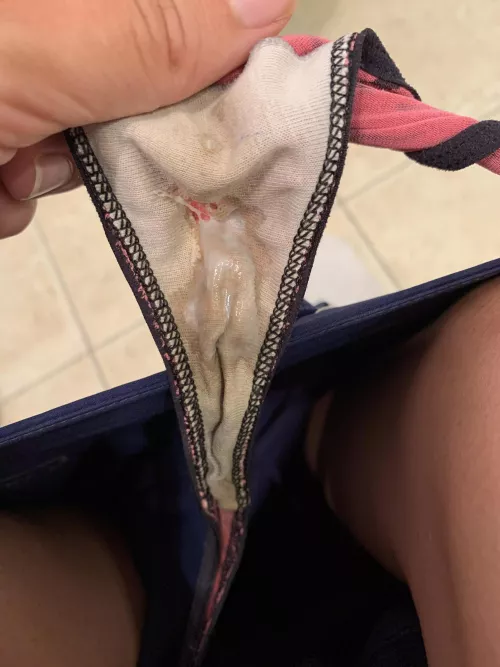 You wanna taste my Creamy Ovulation Panties?🤔😛😛😛 by sparkle_69