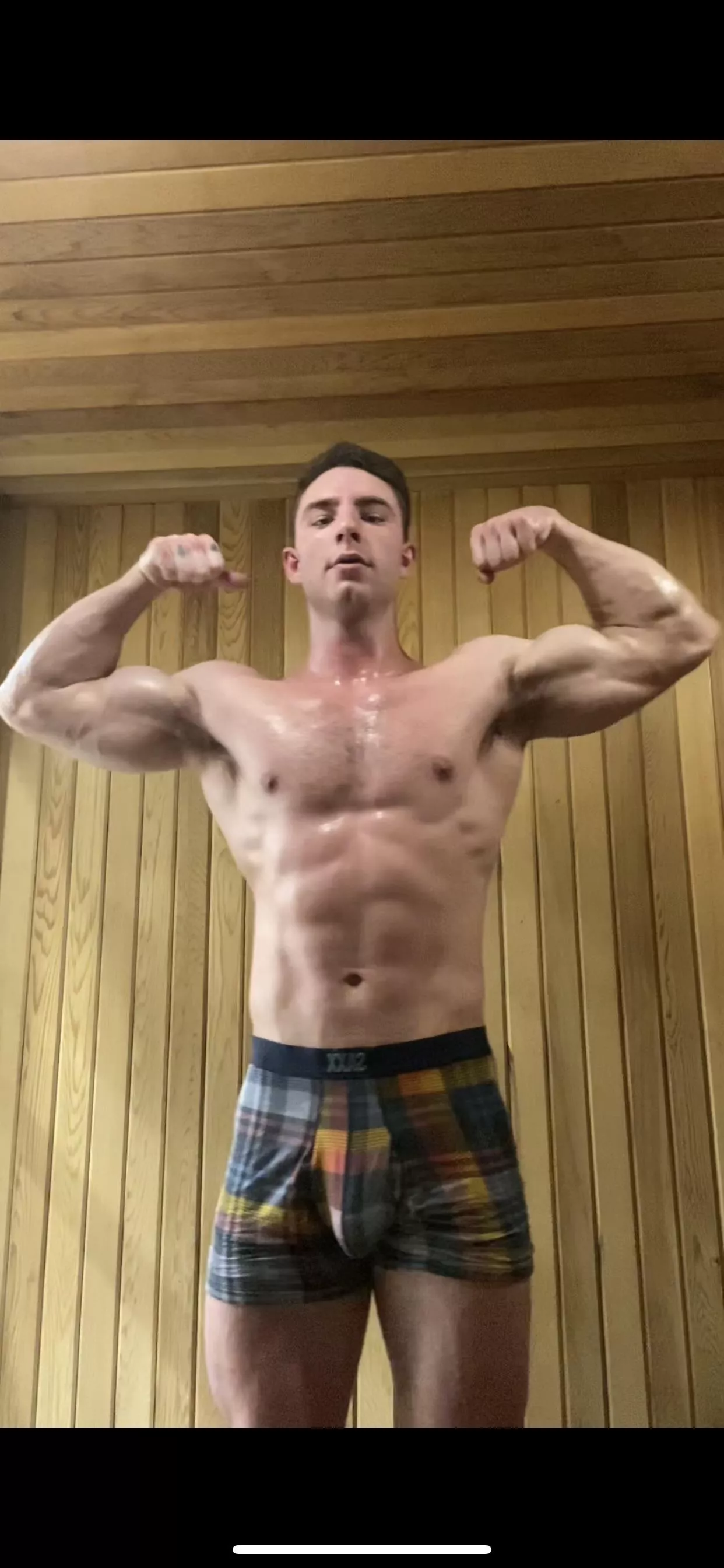 You want these sweaty pits, I know it ;) posted by PaganBaby00