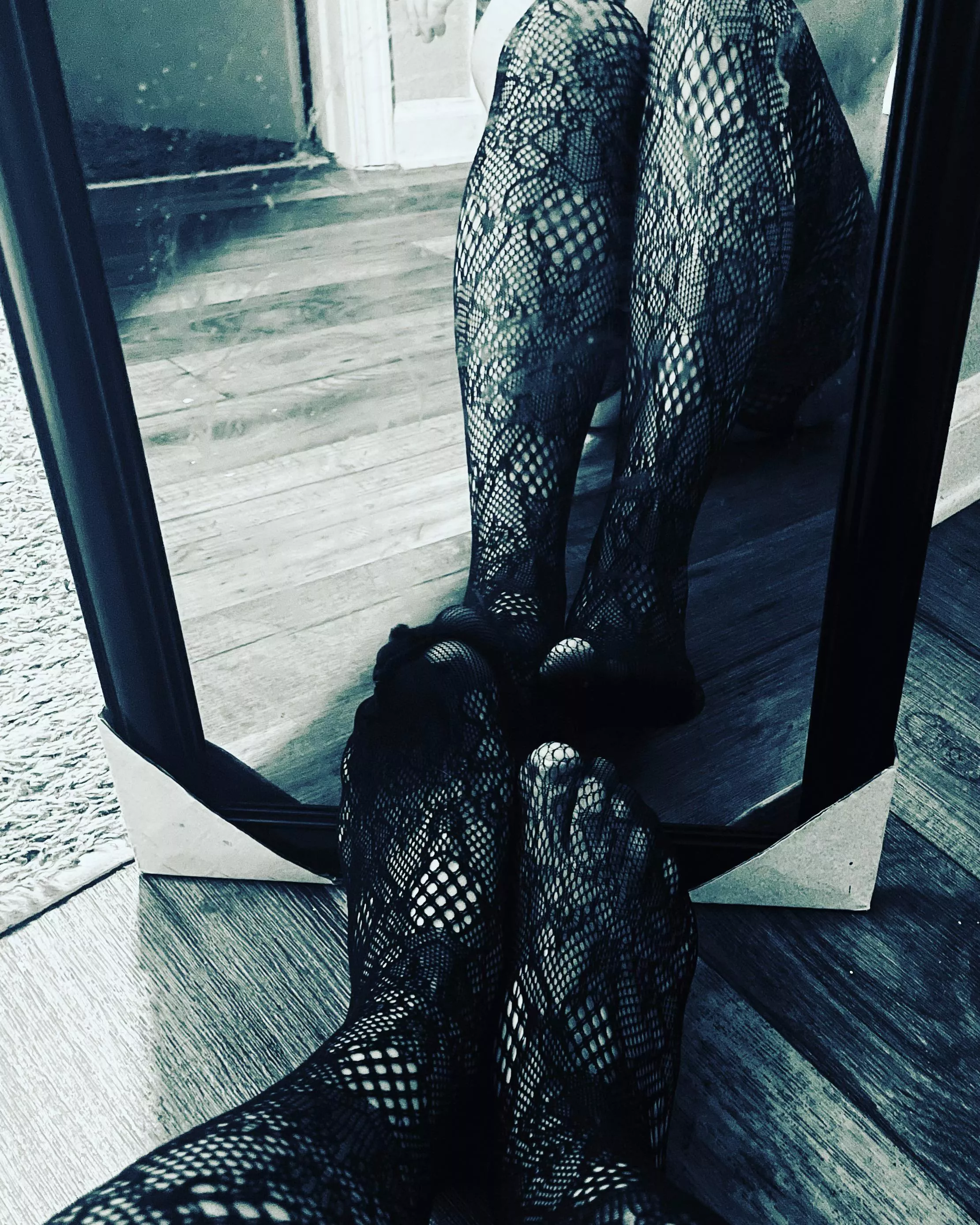 You want to message me… posted by sophiethesecret