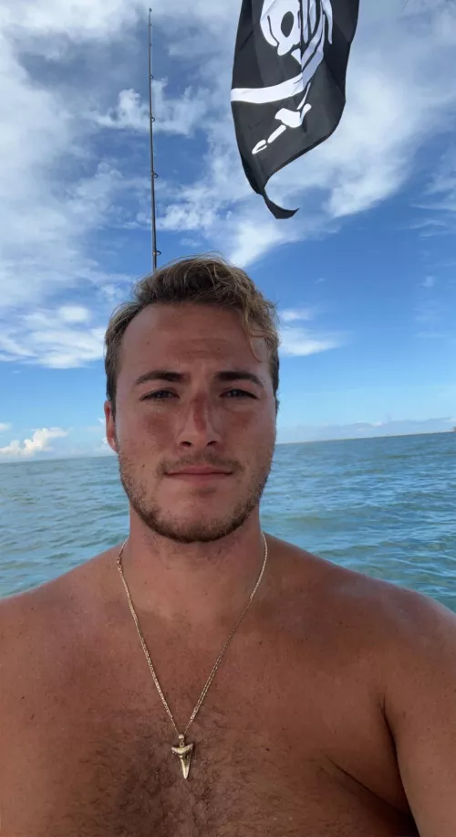 You’d never know there’s a tropical storm coming by Good_Independence734