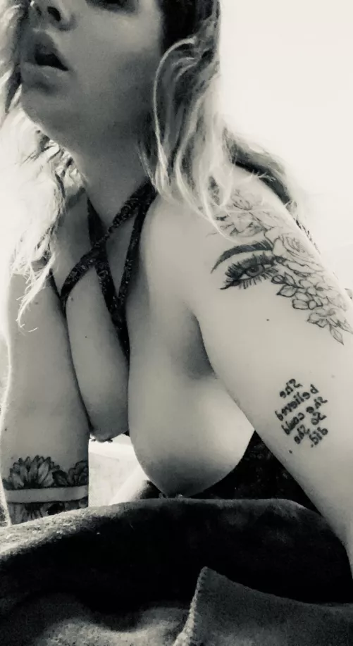 Young bbw soccer mommy. Officially my birthday wknd 🪅 by Leahjanet