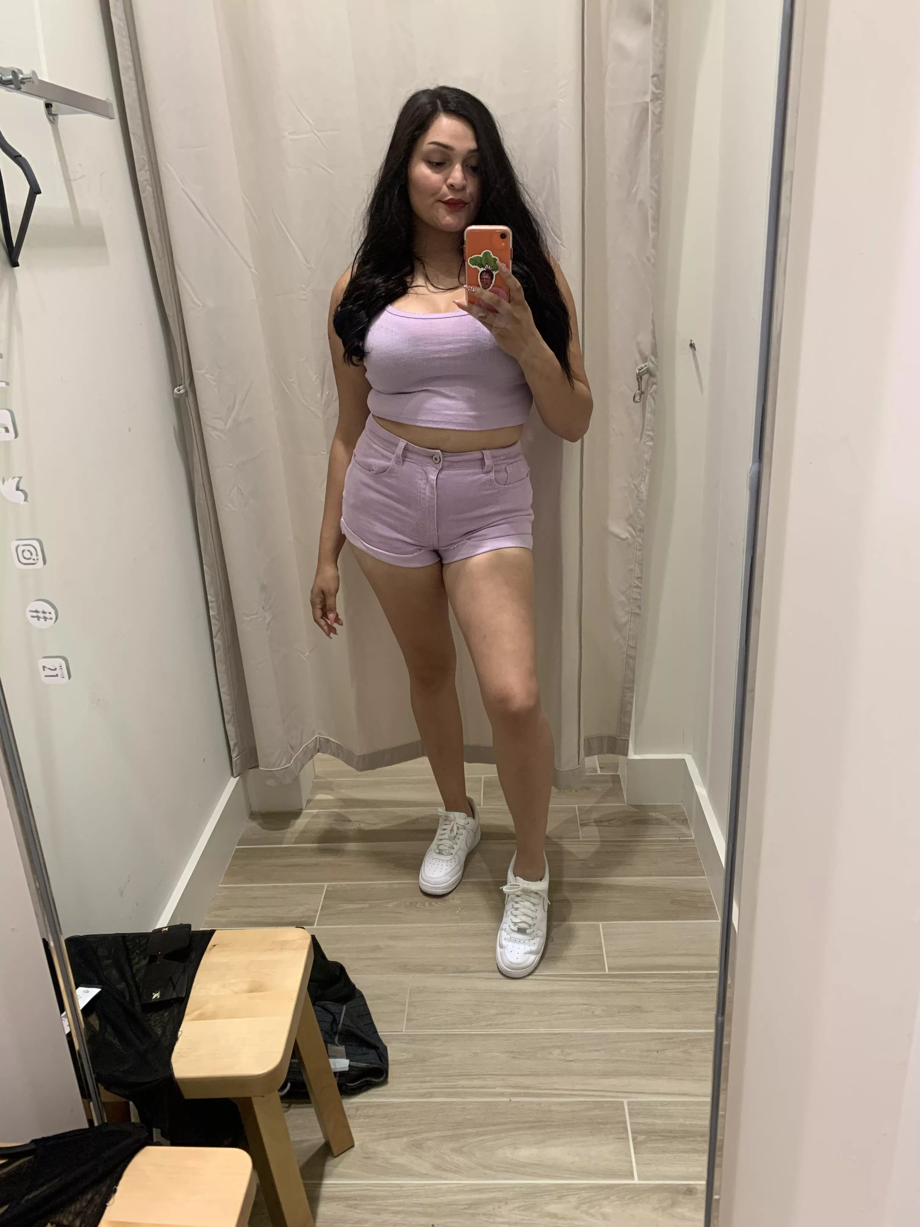 Young Mexican & slutty. ❤️ como te gustan posted by Logical-Command