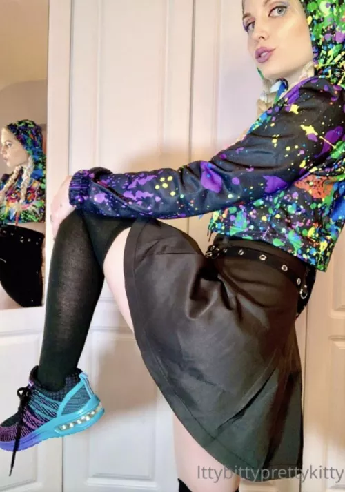 Your 5’2 play thing by ittybittyprettykitt_