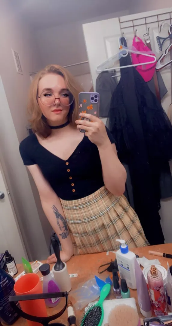 Your alt/goth dream girl 💛 posted by FemboyAstolfoxoxo