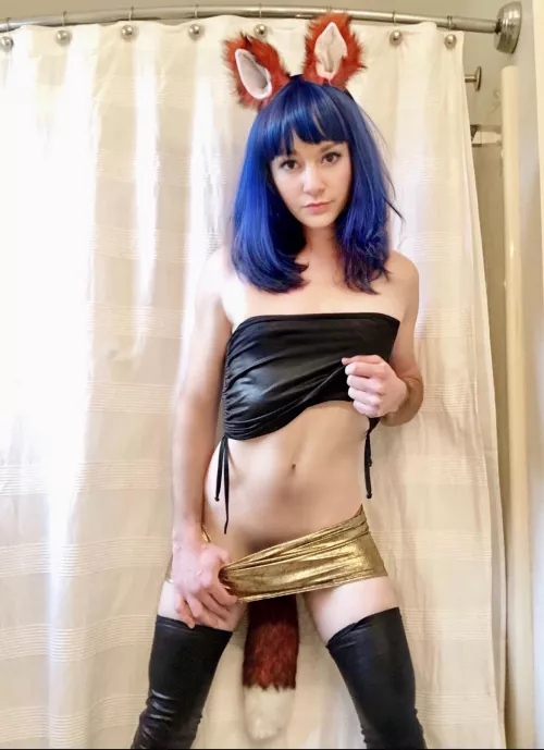 Your cum fox 🦊 is ready to be hunted down ;) by sissythroatslut93