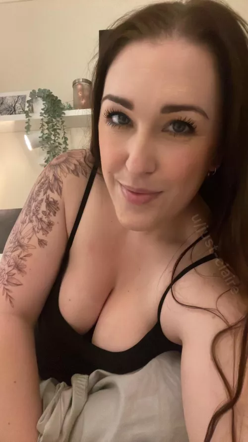 Your daily mum joke: A pair of jumper cables walk into a bar. The bartenders says “ok, we’ll serve you, but don’t start anything” by just-claire