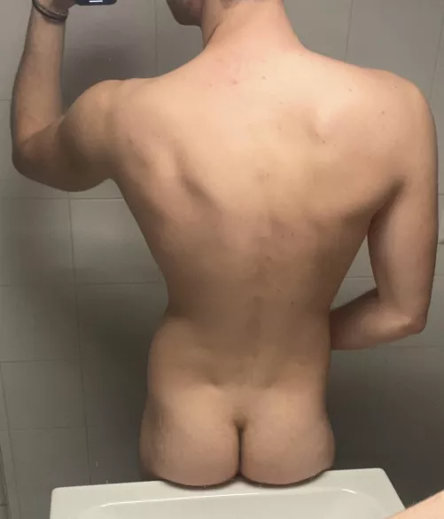 Your face=my chair by riccardh0t