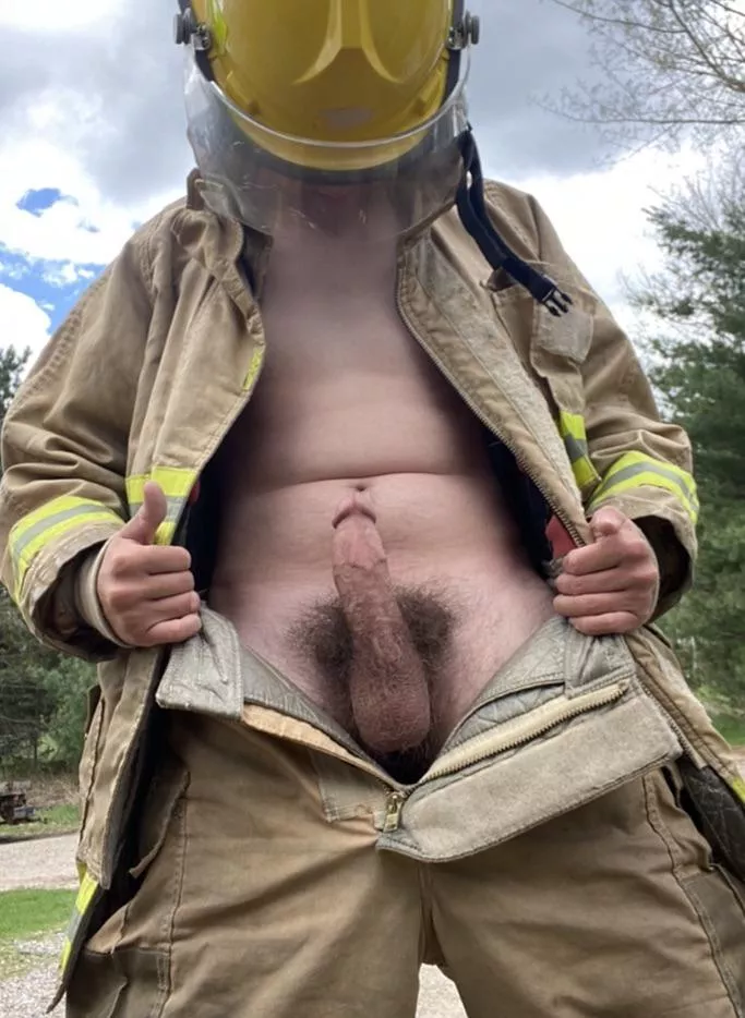 Your favorite bushy firefighter 😜 posted by farmer62