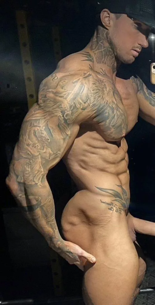 Your going to bottom for me posted by MuscleAlphaXXX