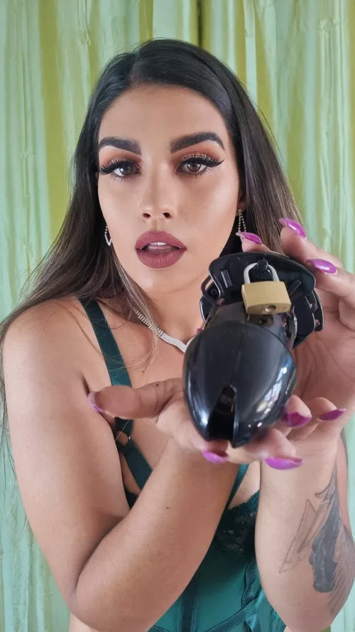 your key would look so good around my neck! by fimdomava