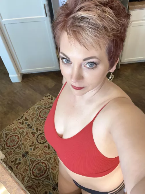 Your naught 55 year old MILF wants to play…DMs open babe by RubyLynne50