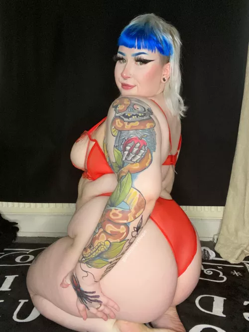 💦 your new favourite tattooed BBW slut, from the UK 🇬🇧 💦 • i’m a squirter & creamer 💦 • role-play & anal play 💥 • 🍆 FREE cock rate! 🍆• LINK IN COMMENTS 🕸🖤 by noahbrianna